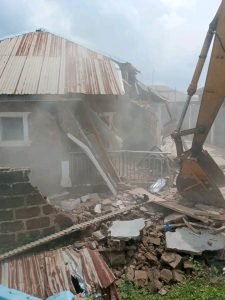 BREAKING: Oyo Govt Demolishes Building Used as Kidnappers’ Hideout in Adelabu Family Abduction