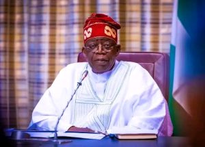 Federal Workers demand N300,000 minimum wage